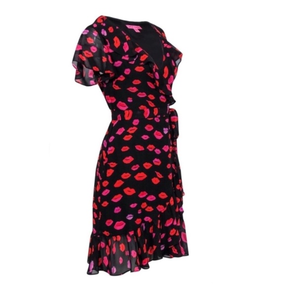 Betsey Johnson Red Kiss 💋 Dress Valentine's Day Lips Mouth Heart Print - Picture 13 of 16
